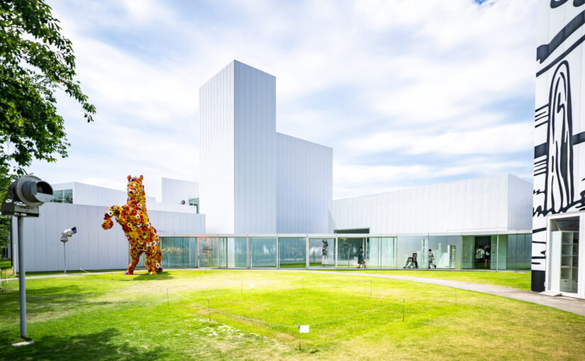 十和田市現代美術館