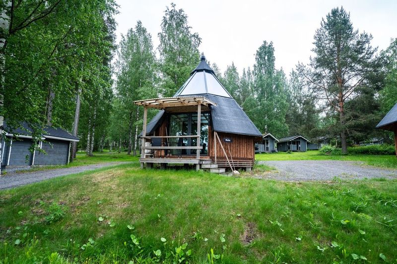 Revontuli - The Northern Lights Resort