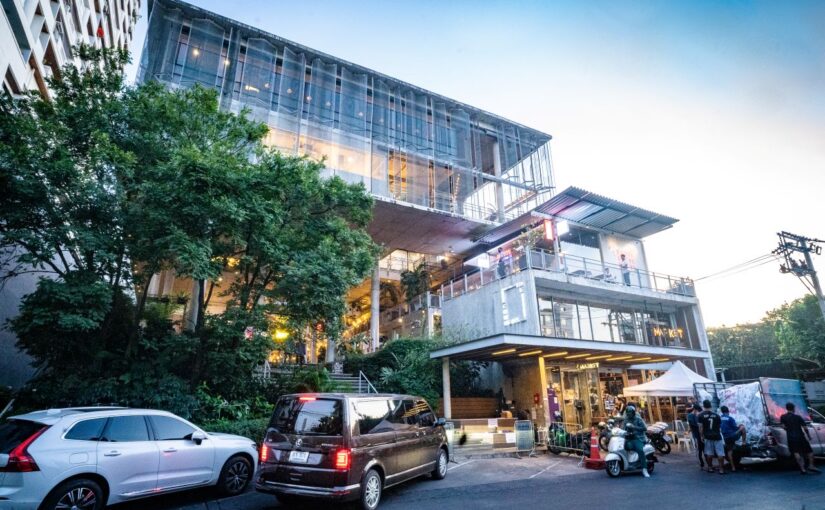タイのバンコクにある商業施設「the COMMONS(ザ・コモンズ)」で都市と自然の融合を体験する タイのバンコクにある商業施設「the COMMONS(ザ・コモンズ)」で都市と自然の融合を体験する