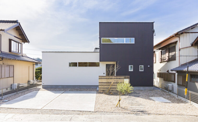 1階LDKがつくる“光と視線をコントロールする住まい”「見守る中庭の家」