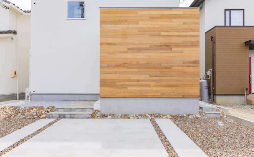 家族とのつながりを感じられる、建築家が手掛けたシンプルで丁寧な住まい