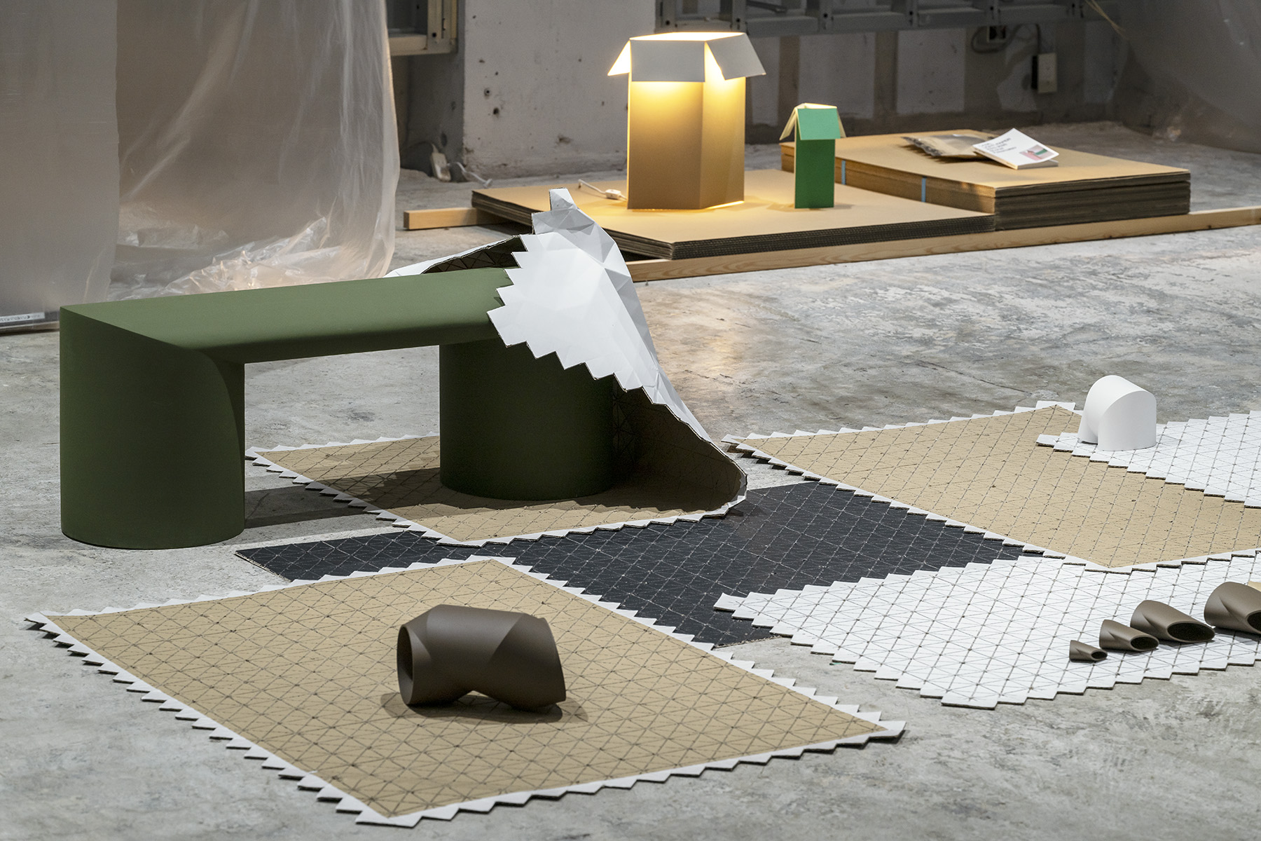 Nomadic (UNDER 30)「PACKING FOR THE METHOD」©Takuya Yamauchi