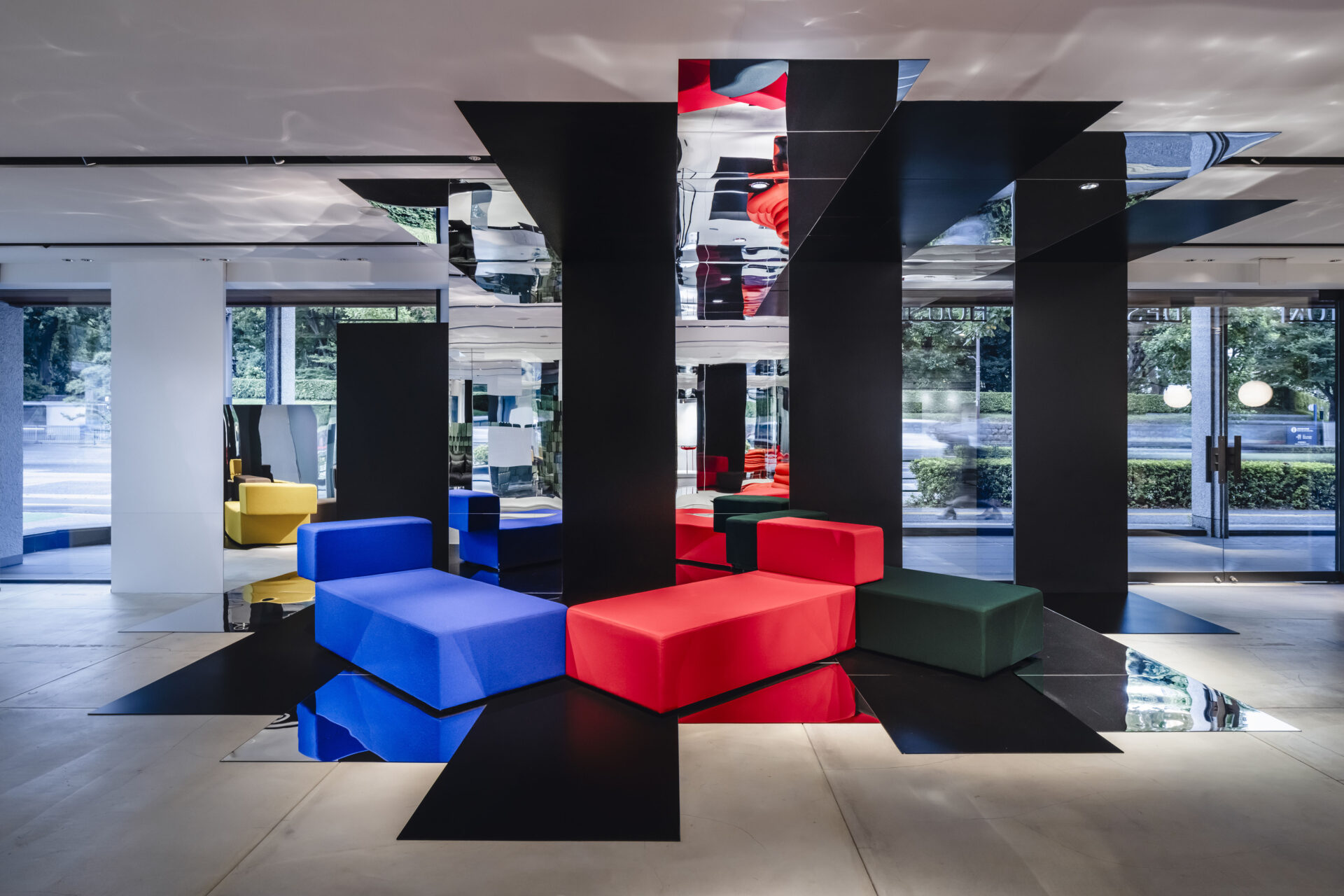 NII ‒ THE STAGE｜働く人が躍動する舞台 © OOKI JINGU