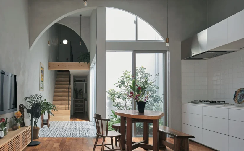 変化球の最適解──建築家・堤庸策が語る建築と人生の本質