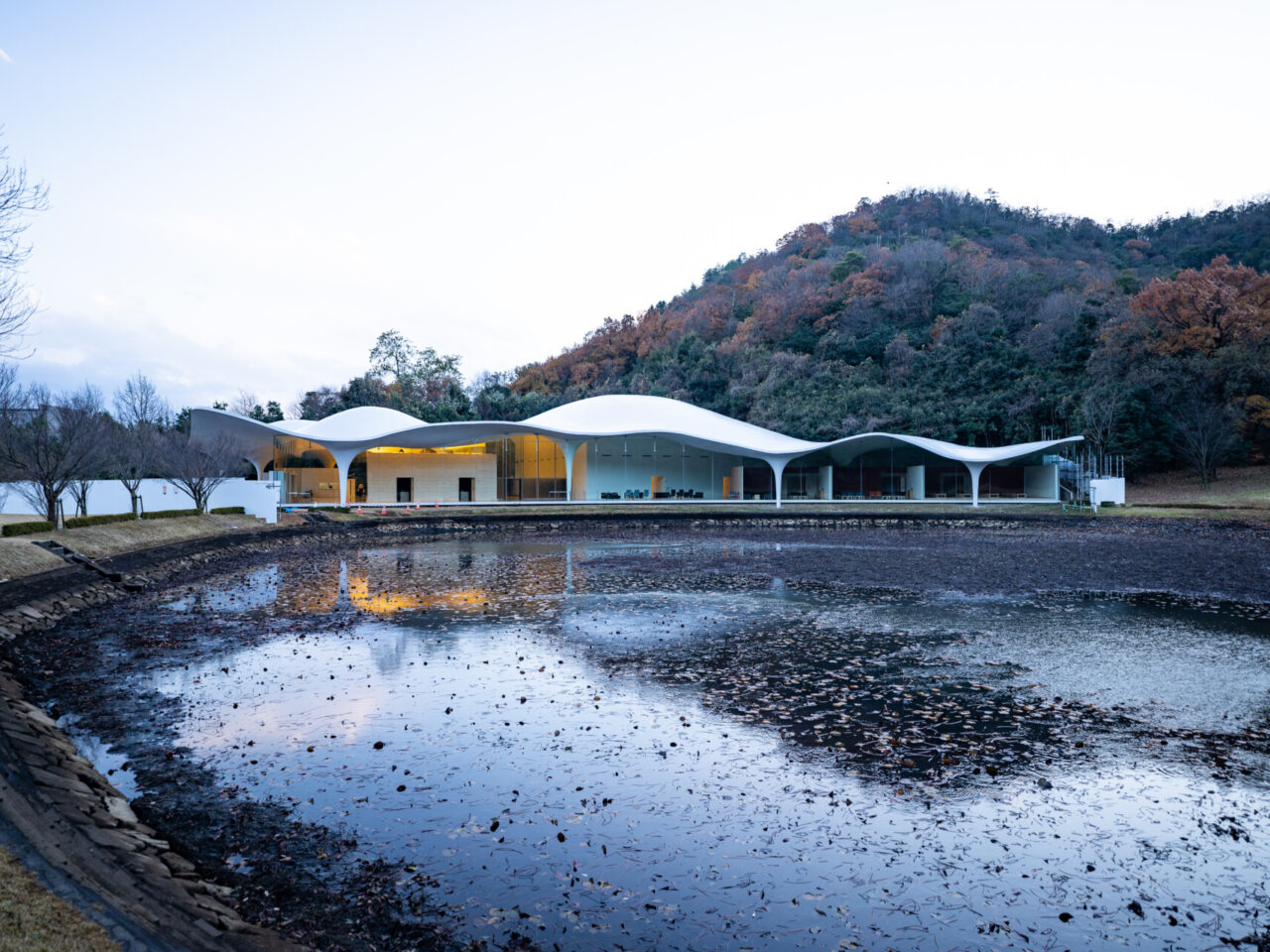 瞑想の森・市営斎場